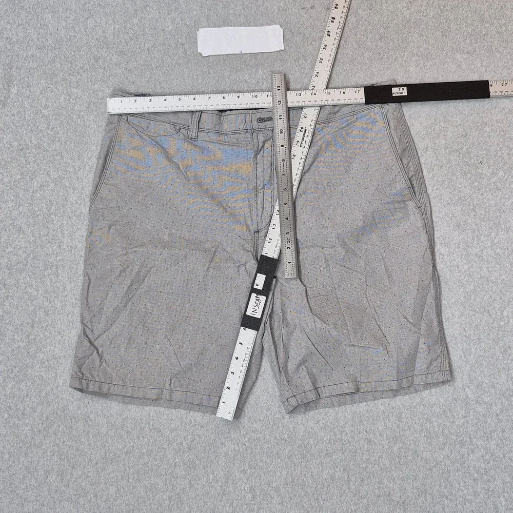 Banana Republic Men Shorts 38 Gray Polka Dot Chino Aiden Short‎ Button 9.5